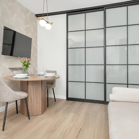 Kaszmirowy Z 3 Sypialniami Blisko Plazy W Gdansku By Renters