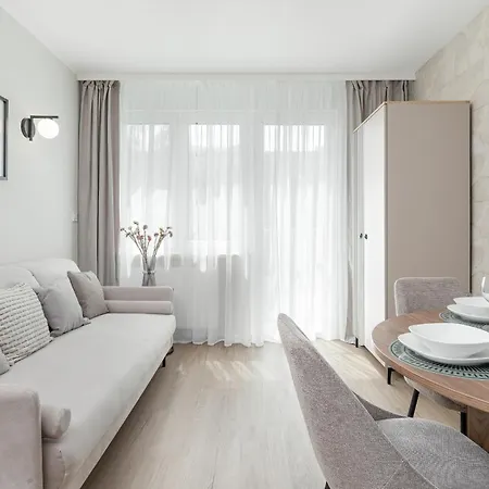 Kaszmirowy Z 3 Sypialniami Blisko Plazy W Gdansku By Renters Gdansk